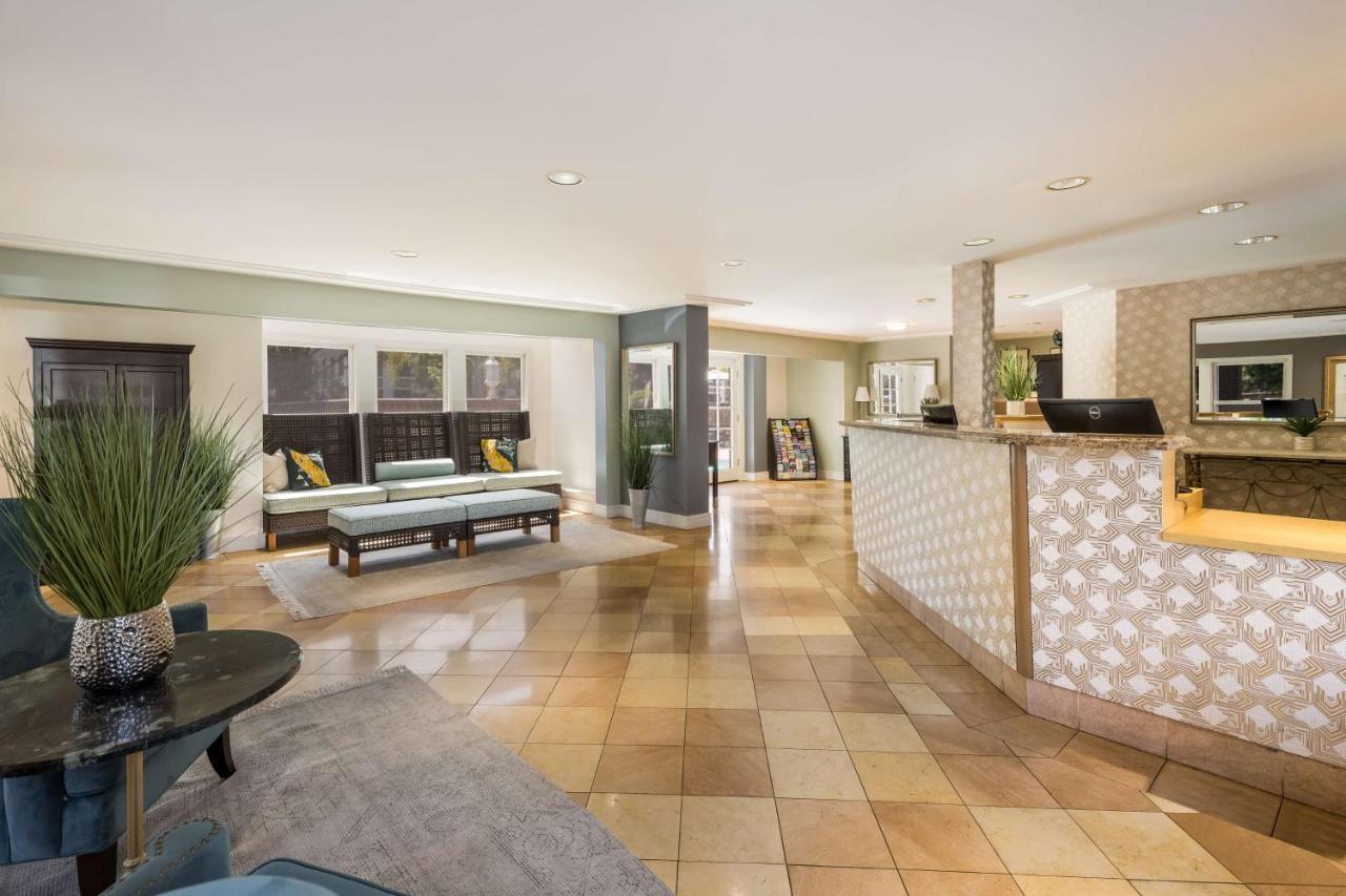 Surestay Plus Hotel By Best Western Mountain View Exteriér fotografie
